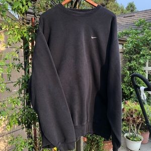 Vintage Nike Mini Swoosh Logo Crewneck